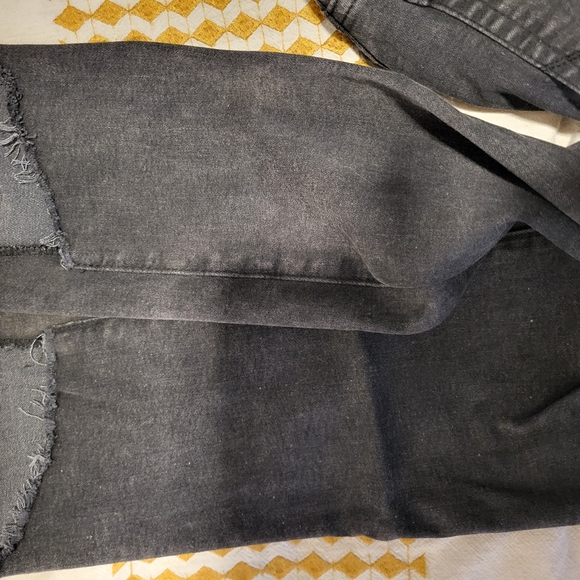 AG Jeans - Picture 4 of 4